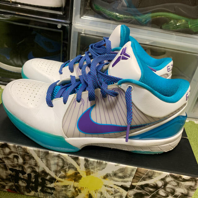 NIKE(ナイキ)のNIKE KOBE Ⅳ PROTRO draft day hornets  メンズの靴/シューズ(スニーカー)の商品写真