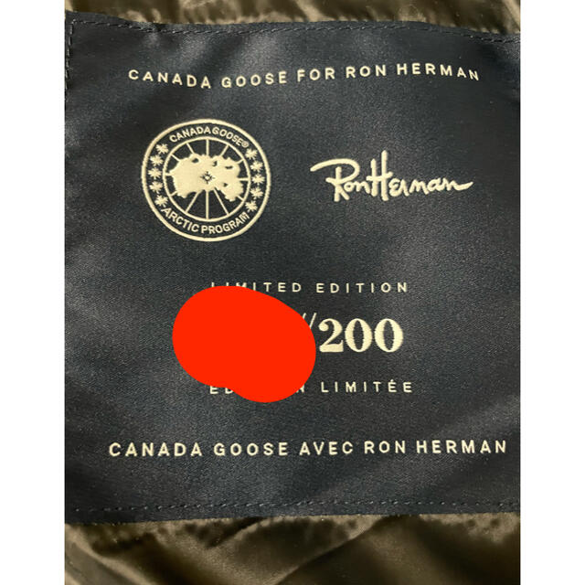 CANADA GOOSE(カナダグース)の小次郎様専用　10周年記念 カナダグース ダウンベスト サイズS メンズのジャケット/アウター(ダウンベスト)の商品写真