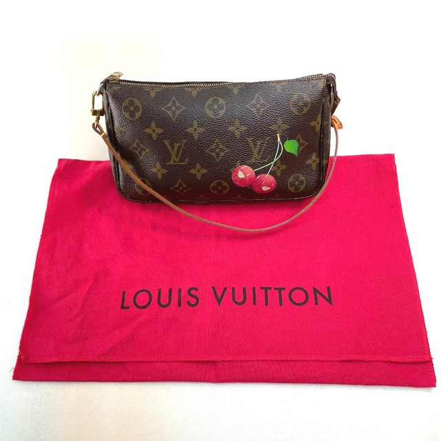 今季一番 LOUIS VUITTON ルイヴィトン M95008 モノグラムチェリー ポシェットアクセソワール ハンド ポーチ バッグ  アクセサリーポーチ モノグラムチェリーキャンバス レディース ブラウン