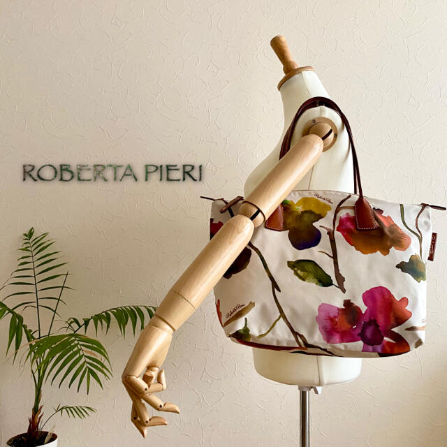 DEUXIEME CLASSE(ドゥーズィエムクラス)の極美品 ロベルタピエリ ROBERTA PIERI 2.8万 レザートートバッグ レディースのバッグ(ショルダーバッグ)の商品写真