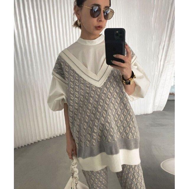 大人気即完売 MODERN TILDEN KNIT TOP グレー