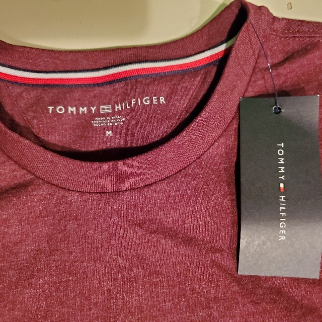 TOMMY HILFIGER(トミーヒルフィガー)の【新品】トミーヒルフィガーTシャツ メンズのトップス(シャツ)の商品写真