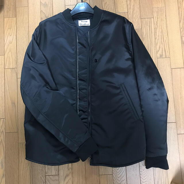 ACNE(アクネ)のAcne Studios ボンバージャケット　ブラック　サイズ46 メンズのジャケット/アウター(ブルゾン)の商品写真