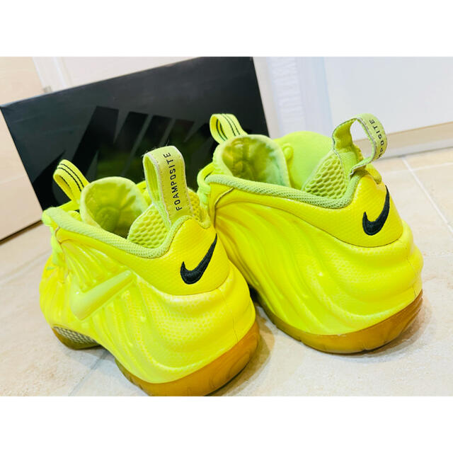 NIKE エアフォーム ポジット VOLT 1