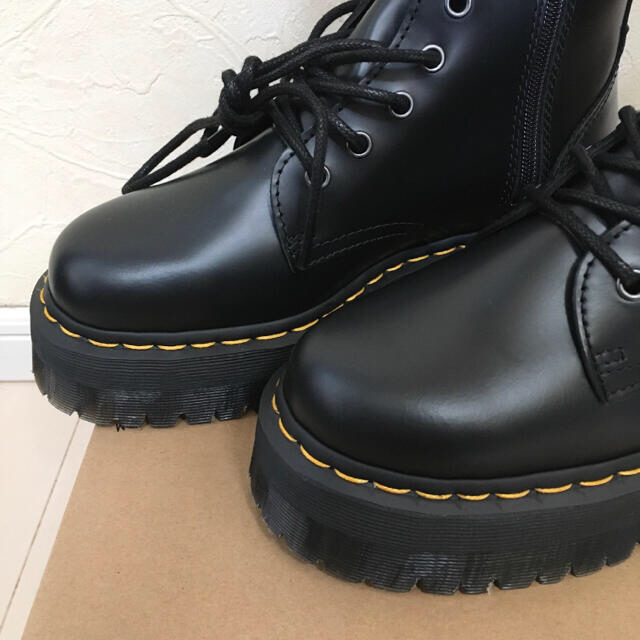 Dr.Martens JADON 8ホールブーツレディース