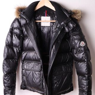 モンクレール ダウン　MONCLER HUBERT