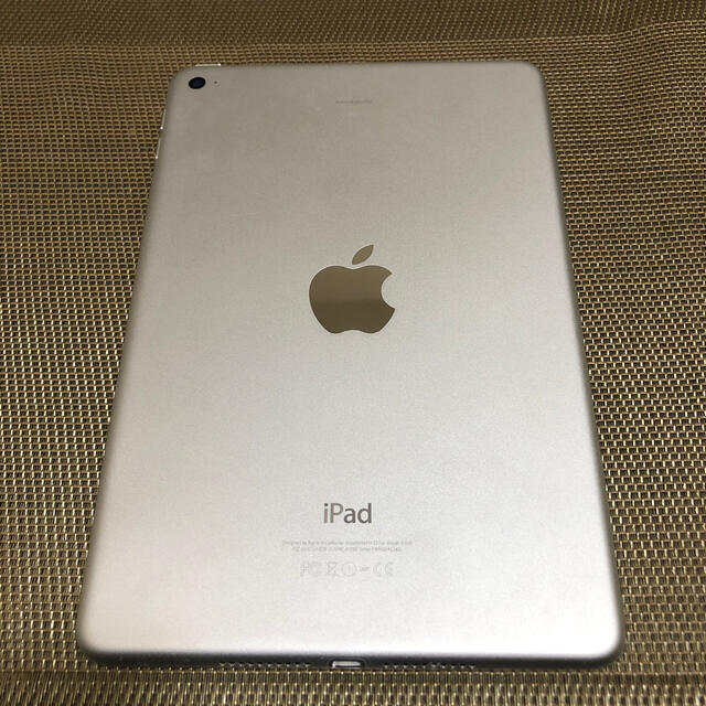 ipad mini4 64GB シルバー wifiモデル ipad mini4 64GB シルバー wifiモデル