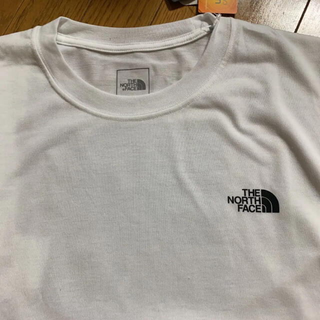 THE NORTH FACE(ザノースフェイス)のTHE NORTH FACE ロングスリーブバックスクエアロゴ ティー  メンズのトップス(Tシャツ/カットソー(七分/長袖))の商品写真