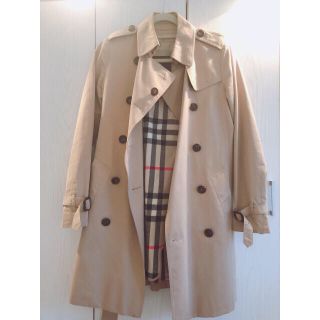 バーバリー(BURBERRY)の【美品】Burberry トレンチコート　ベージュ　(トレンチコート)