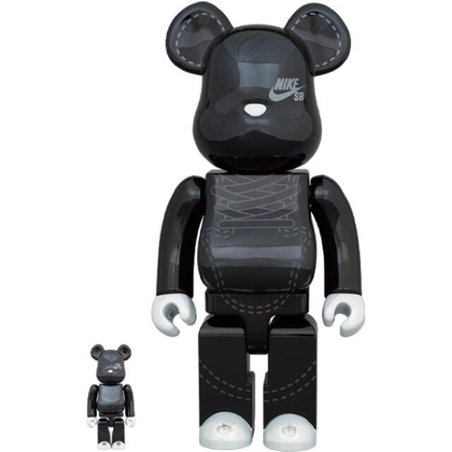 MEDICOM TOY(メディコムトイ)のNIKE × BE@RBRICK 2020 BLACK 100％ & 400％ エンタメ/ホビーのフィギュア(その他)の商品写真