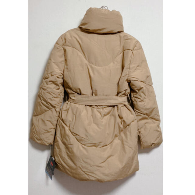 新品　シンサレートコート　 ベージュ　 レディースのジャケット/アウター(ロングコート)の商品写真