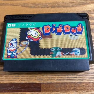 ファミリーコンピュータ(ファミリーコンピュータ)のディグダグ(携帯用ゲームソフト)