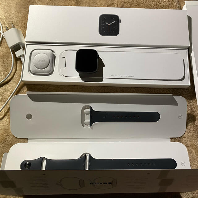 Apple Watch ６ 44mm /GPS + Cellularモデル腕時計(デジタル)