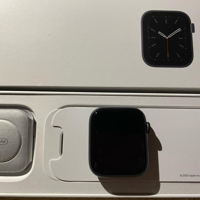 Apple Watch ６ 44mm /GPS + Cellularモデル