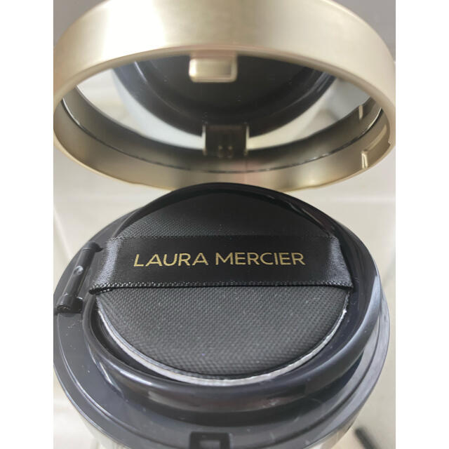 laura mercier(ローラメルシエ)のローラメルシエ　クッションファンデ　1C1 コスメ/美容のベースメイク/化粧品(ファンデーション)の商品写真