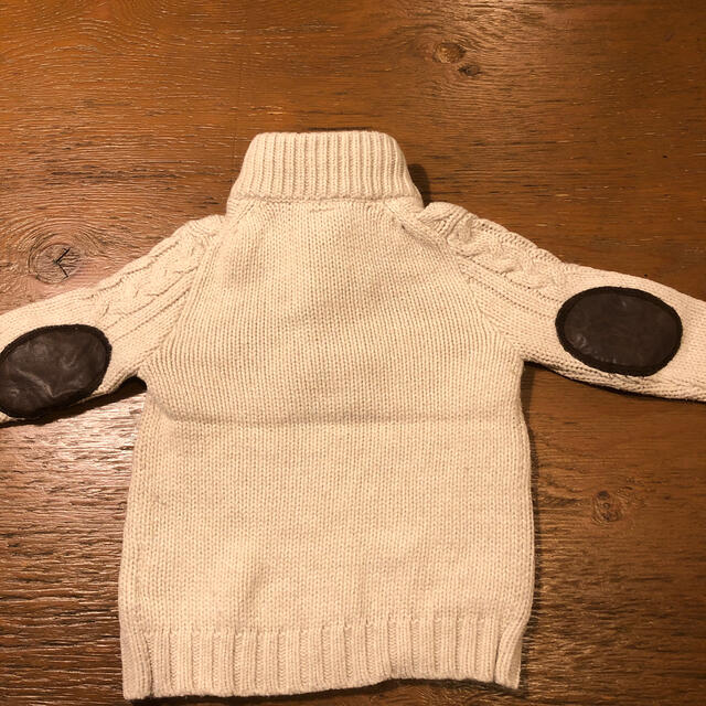 babyGAP(ベビーギャップ)のベビーギャップ　ニット　サイズ90 キッズ/ベビー/マタニティのキッズ服男の子用(90cm~)(ニット)の商品写真