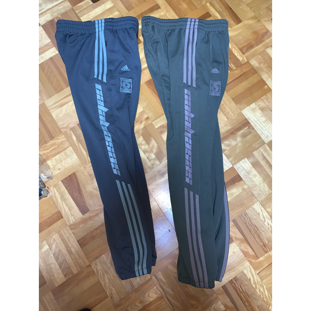 adidas(アディダス)のYEEZY CALABASAS TRACK PANT 2本セット Sサイズ メンズのパンツ(その他)の商品写真