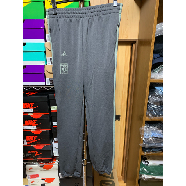 adidas(アディダス)のYEEZY CALABASAS TRACK PANT 2本セット Sサイズ メンズのパンツ(その他)の商品写真