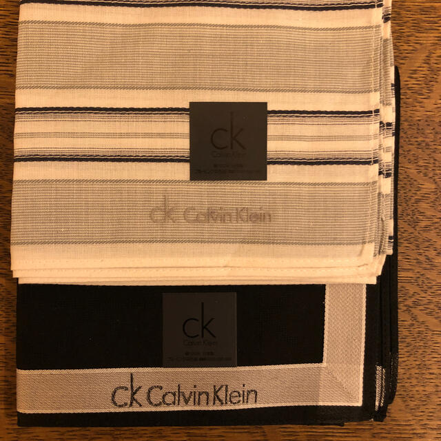 Calvin Klein(カルバンクライン)のCalvin Klein ハンカチ(2枚組) メンズのファッション小物(ハンカチ/ポケットチーフ)の商品写真