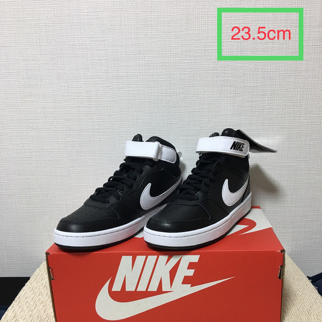 NIKE(ナイキ)のNike Court Borough Mid 2 Big Kids' Shoe  レディースの靴/シューズ(スニーカー)の商品写真