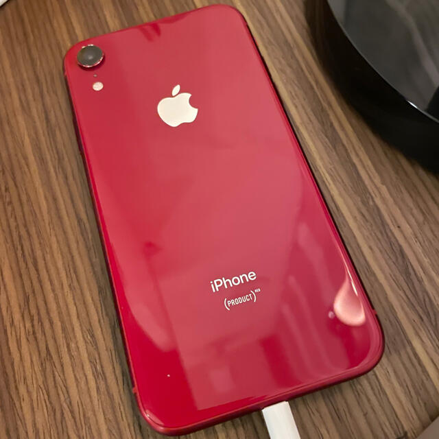 iPhone(アイフォーン)のiPhone XR 256GB レッド　SIMフリー スマホ/家電/カメラのスマートフォン/携帯電話(スマートフォン本体)の商品写真