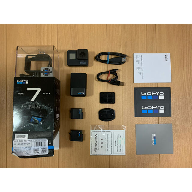 GoPro(ゴープロ)のGoPro hero 7 black 付属品多数！！1.2ページ見てください スマホ/家電/カメラのカメラ(コンパクトデジタルカメラ)の商品写真