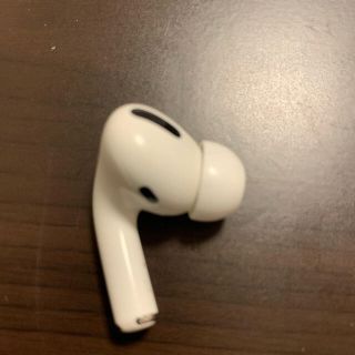 アップル(Apple)のAirPods Pro 左　ほぼ新品(ヘッドフォン/イヤフォン)