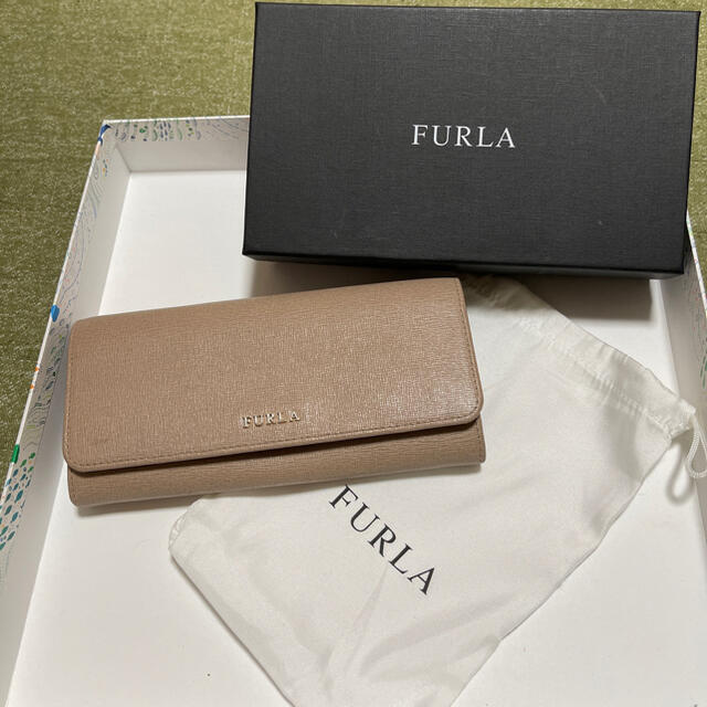 FURLA   財布　長財布