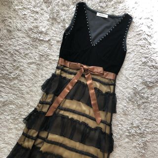 マックスマーラ(Max Mara)のMaxMara シルクワンピース　ドレス(ひざ丈ワンピース)