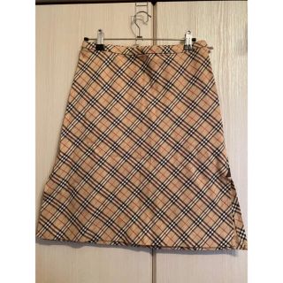 バーバリー(BURBERRY)のBurberry　スカート　ベージュ(ひざ丈スカート)