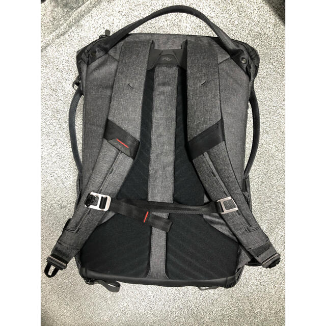 ★美品★PeakDesign エブリデイ スリング 30L  スマホ/家電/カメラのカメラ(デジタル一眼)の商品写真