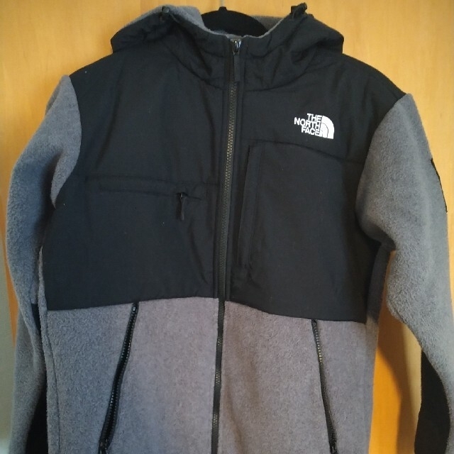 THE NORTH FACE(ザノースフェイス)のノースフェイス　デナリフーディ メンズのジャケット/アウター(マウンテンパーカー)の商品写真