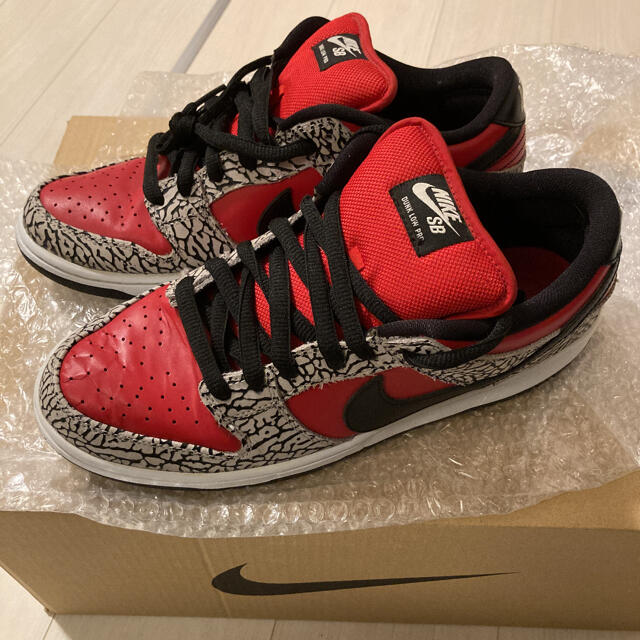 NIKE Supreme dunk low SB 3rd red cement | フリマアプリ ラクマ