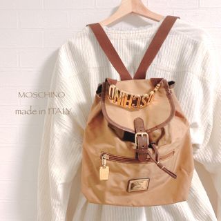 モスキーノ(MOSCHINO)の【MOSCHINO】redwall イタリア製　ナイロンミニリュック(リュック/バックパック)