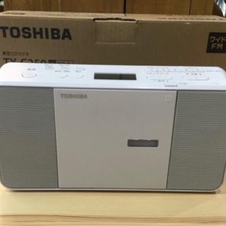 トウシバ(東芝)のヨンちゃん様専用✳︎TOSHIBA(東芝) CDラジオ TY-C250-W新品(ポータブルプレーヤー)