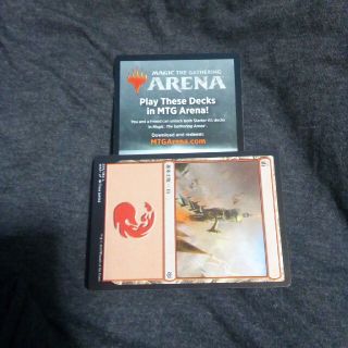 マジックザギャザリング(マジック：ザ・ギャザリング)のMTGアリーナ　緑単デッキ　黒単デッキ　2種　コード　お得(Box/デッキ/パック)