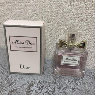 Dior - クリスチャンディオール♡ミスディオール♡ブルーミングブーケ50ミリ香水 箱ありの通販｜ラクマ