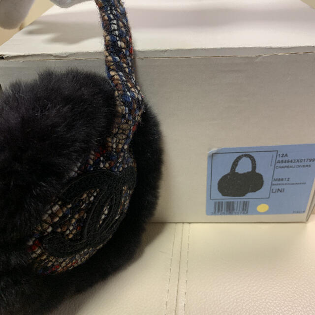 CHANEL(シャネル)のシャネル CHANEL ココマーク ツイード ラパン イヤーマフ【未使用】 レディースのファッション小物(イヤーマフ)の商品写真