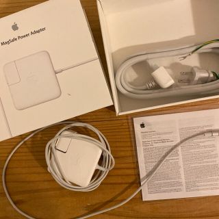 アップル(Apple)の【お値下げ】Apple MagSafe 電源アダプタ 45W MC747J/A(バッテリー/充電器)