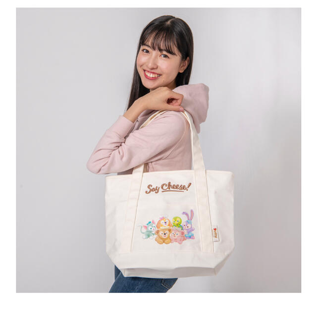 ダッフィー ディズニーシー限定 ダッフィーフレンズ Say Cheeseのトートバッグの通販 By ぁひるッ娘 S Shop ダッフィーならラクマ