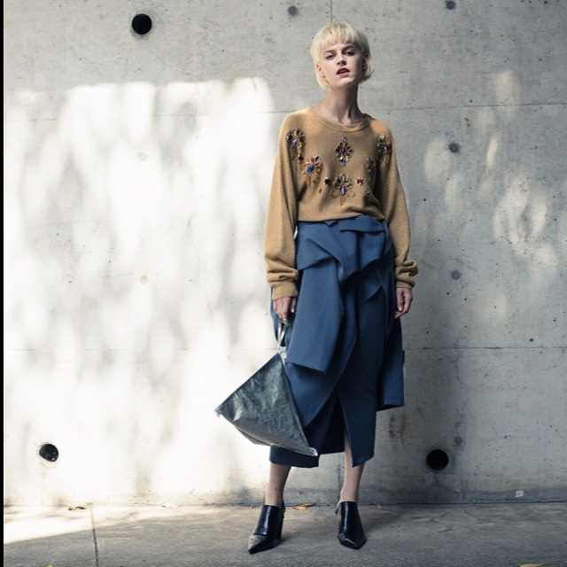 Ameri VINTAGE(アメリヴィンテージ)のAMERI CONSTRUCTIVE SKIRT レディースのスカート(ロングスカート)の商品写真