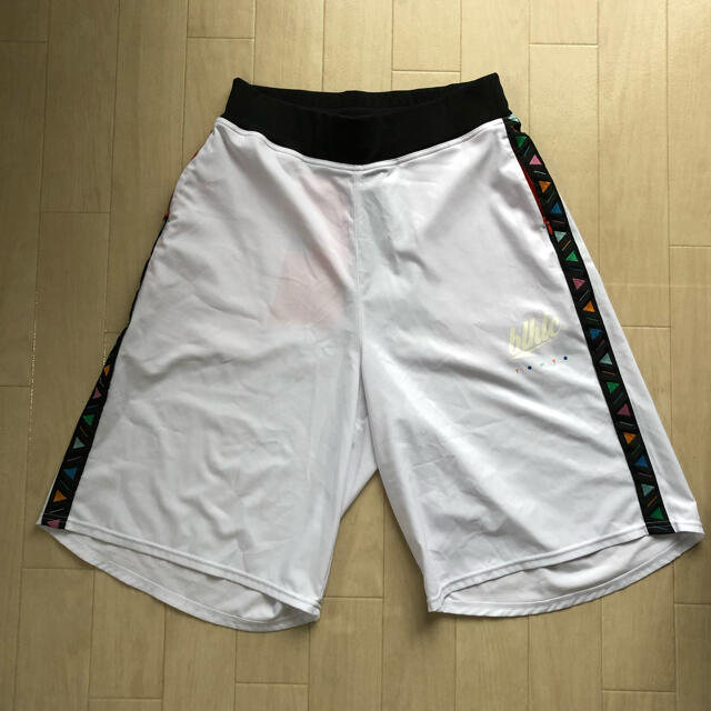 【美品】TSC Zip Shorts (white) XL スポーツ/アウトドアのスポーツ/アウトドア その他(バスケットボール)の商品写真