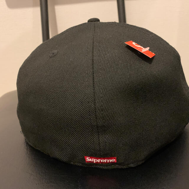 Supreme Slogo New Era  7 1/2 ブラック 2