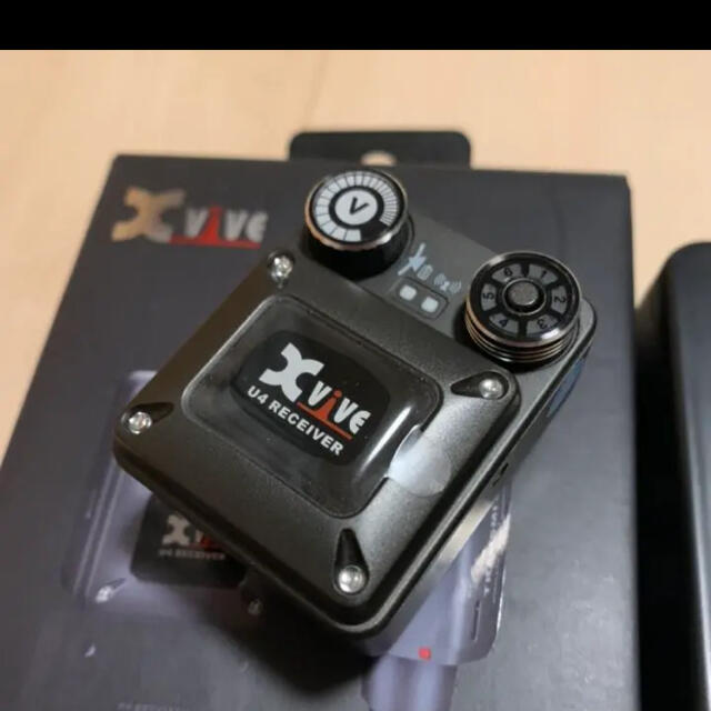 美品 【イヤモニ】Xvive XV-U4 ワイヤレスイヤーモニター 楽器のギター(シールド/ケーブル)の商品写真