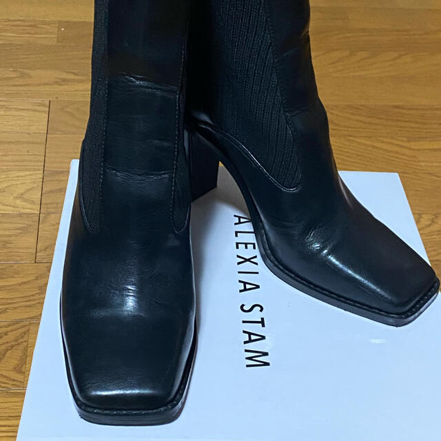 ALEXIA STAM(アリシアスタン)のSquare Toe Short Boots Black レディースの靴/シューズ(ブーツ)の商品写真