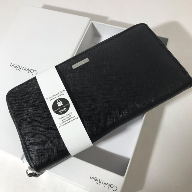 Calvin Klein(カルバンクライン)の直営店購入　新品カルバンクライン高級牛革20680円高級感◎型押しラウンド財布 メンズのファッション小物(長財布)の商品写真