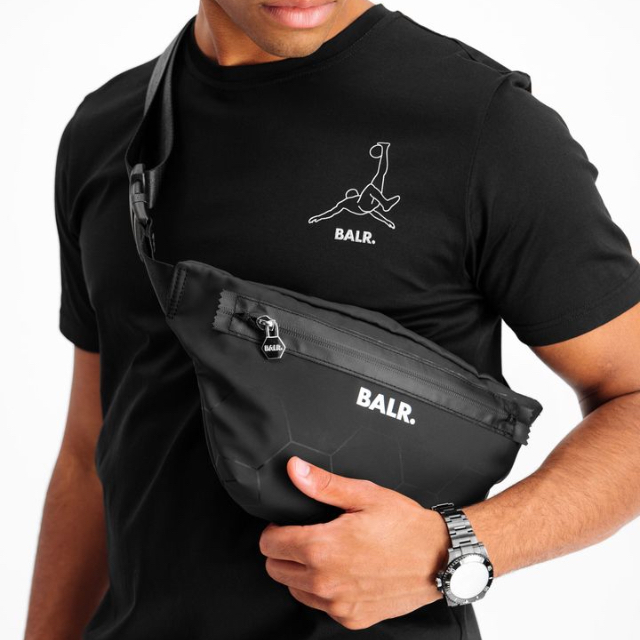 新品　BALR.  ボーラー　ボディバッグ　ウエストバッグ