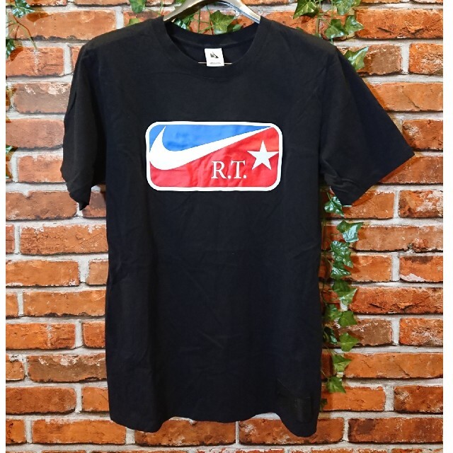 NIKE リカルドティッシュ　tシャツ