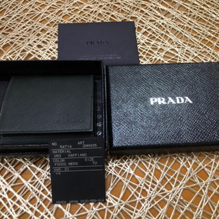 プラダ(PRADA)のプラダ　コインケース　サフィアーノ　ブラック　美品(コインケース/小銭入れ)