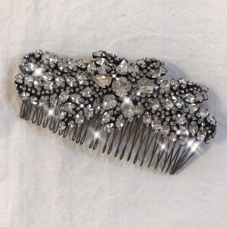 美品ジェニーパッカムjennypackhamヘッドアクセサリーstellina(ヘッドドレス/ドレス)